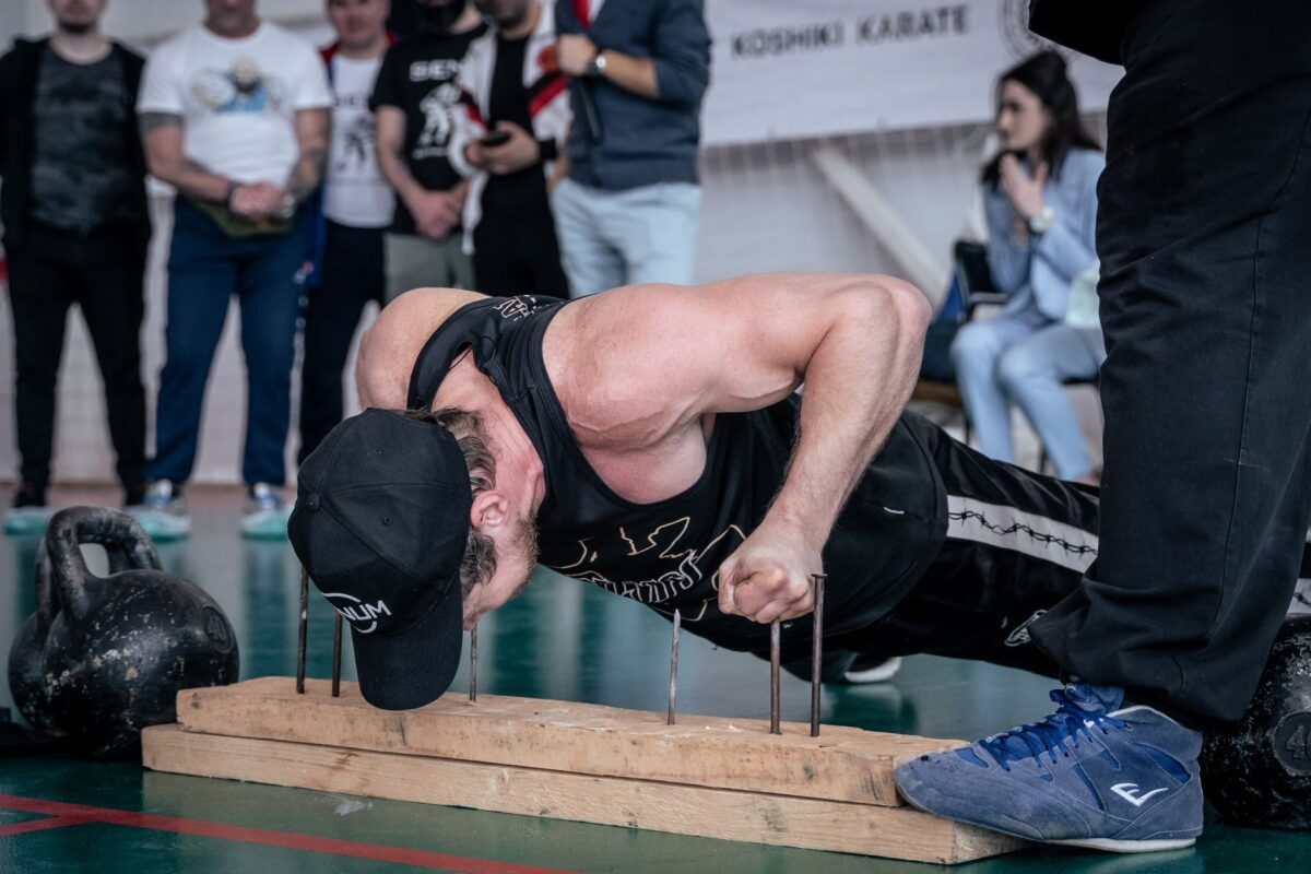 front lever muscles barre fixe anneaux